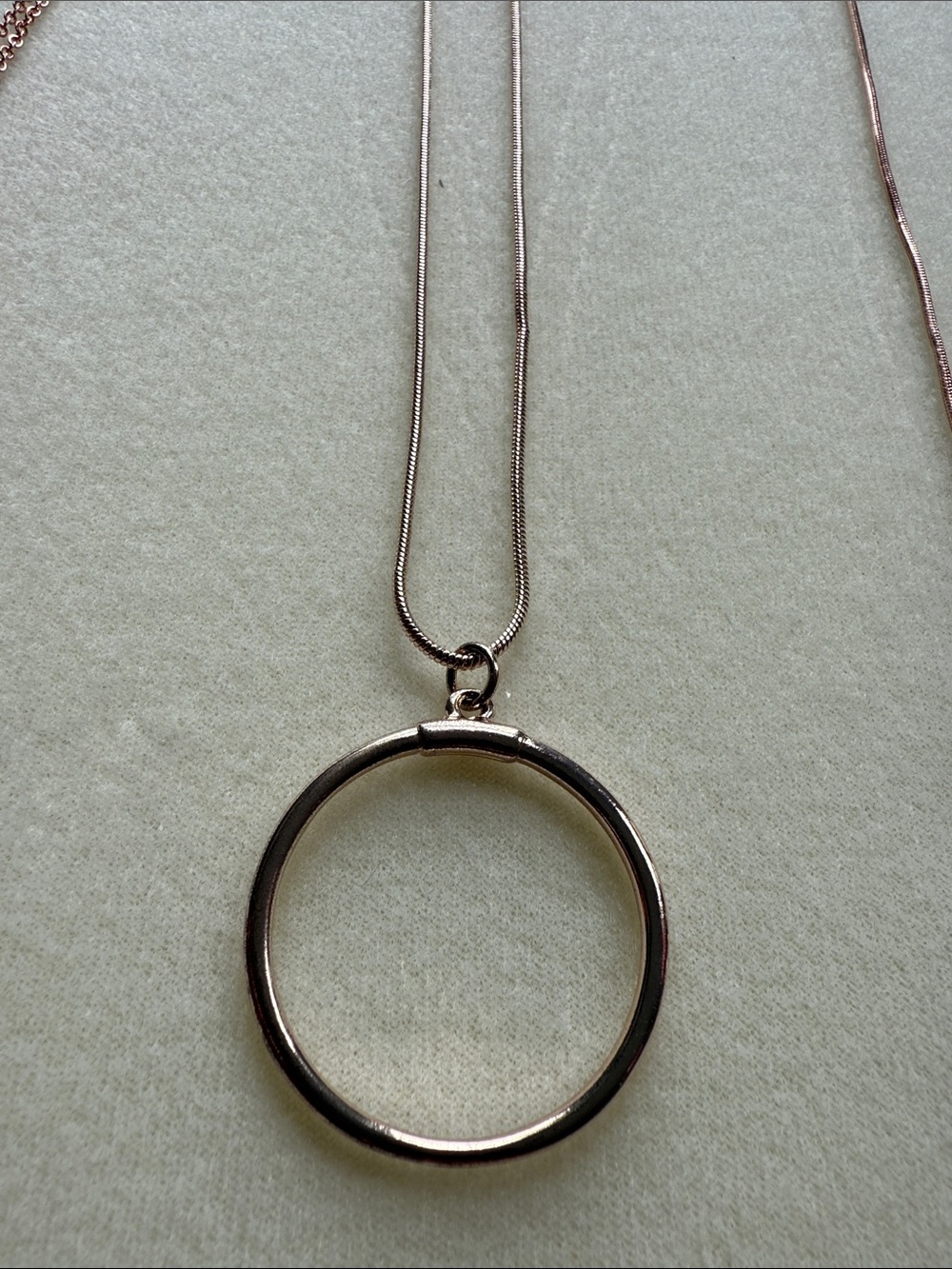 Minimalist Rose Gold Circle Pendant Necklace - Women Jewelry